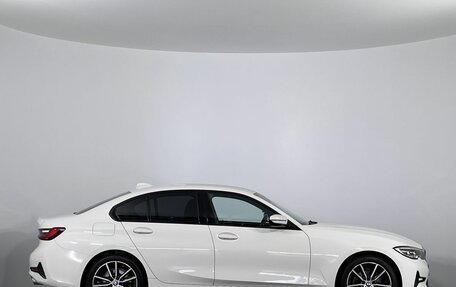 BMW 3 серия, 2019 год, 3 630 000 рублей, 4 фотография
