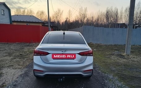 Hyundai Solaris II рестайлинг, 2018 год, 1 200 001 рублей, 5 фотография