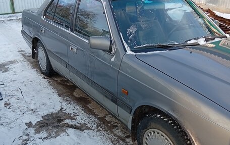 Mazda 929, 1988 год, 170 000 рублей, 3 фотография