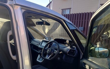 Nissan Serena IV, 2016 год, 1 650 000 рублей, 11 фотография