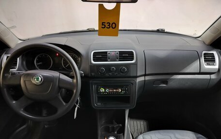 Skoda Fabia II, 2009 год, 380 000 рублей, 9 фотография