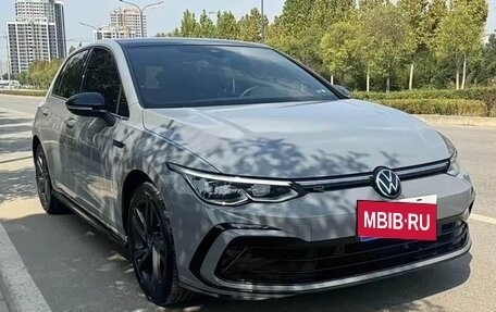 Volkswagen Golf VIII, 2022 год, 1 830 900 рублей, 1 фотография