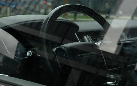 Land Rover Range Rover IV рестайлинг, 2018 год, 7 900 000 рублей, 4 фотография