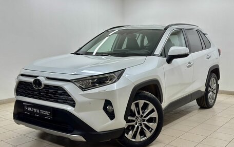 Toyota RAV4, 2021 год, 4 098 000 рублей, 1 фотография