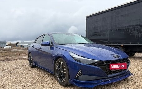 Hyundai Elantra, 2021 год, 1 800 000 рублей, 2 фотография