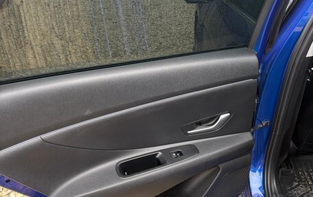 Hyundai Elantra, 2021 год, 1 800 000 рублей, 18 фотография