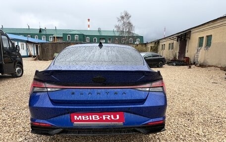 Hyundai Elantra, 2021 год, 1 800 000 рублей, 5 фотография