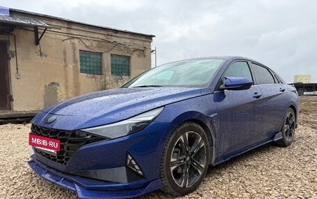 Hyundai Elantra, 2021 год, 1 800 000 рублей, 8 фотография