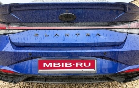 Hyundai Elantra, 2021 год, 1 800 000 рублей, 24 фотография