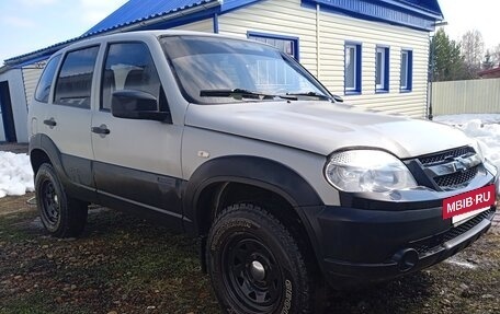Chevrolet Niva I рестайлинг, 2013 год, 500 000 рублей, 3 фотография