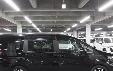 Honda Stepwgn IV, 2022 год, 1 990 000 рублей, 8 фотография