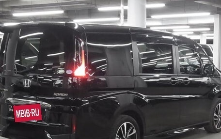 Honda Stepwgn IV, 2022 год, 1 990 000 рублей, 4 фотография