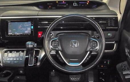 Honda Stepwgn IV, 2022 год, 1 990 000 рублей, 11 фотография