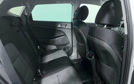 Hyundai Tucson III, 2018 год, 2 050 000 рублей, 12 фотография
