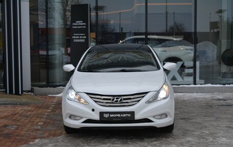 Hyundai Sonata VI, 2010 год, 950 000 рублей, 2 фотография