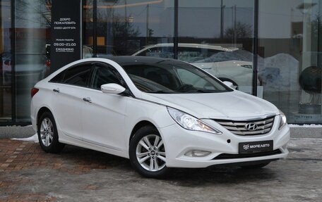 Hyundai Sonata VI, 2010 год, 950 000 рублей, 3 фотография