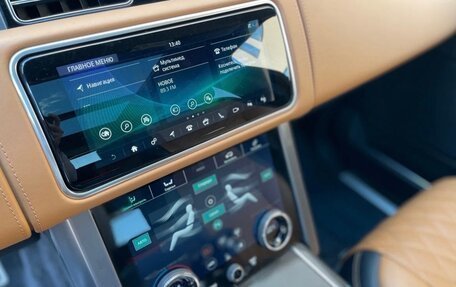 Land Rover Range Rover IV рестайлинг, 2019 год, 9 000 000 рублей, 12 фотография