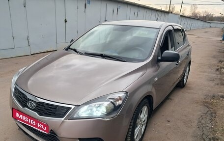 KIA cee'd I рестайлинг, 2012 год, 551 333 рублей, 15 фотография