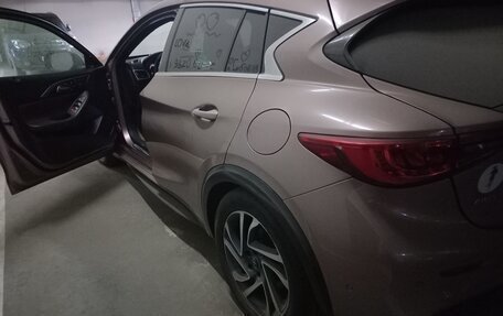 Infiniti Q30, 2016 год, 2 300 000 рублей, 4 фотография