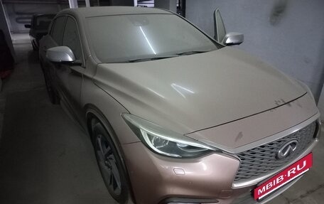 Infiniti Q30, 2016 год, 2 300 000 рублей, 2 фотография