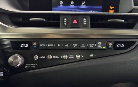 Lexus ES VII, 2021 год, 3 950 000 рублей, 4 фотография