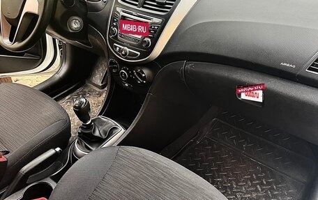 Hyundai Solaris II рестайлинг, 2016 год, 880 000 рублей, 8 фотография