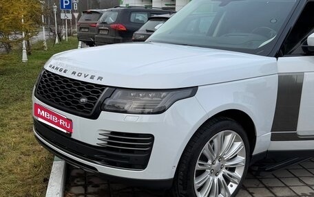 Land Rover Range Rover IV рестайлинг, 2020 год, 9 900 000 рублей, 4 фотография