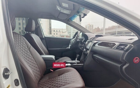 Toyota Camry, 2014 год, 1 450 000 рублей, 13 фотография