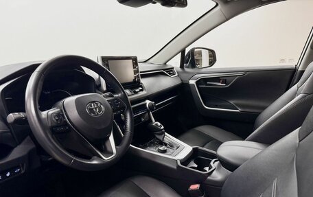 Toyota RAV4, 2021 год, 4 098 000 рублей, 11 фотография