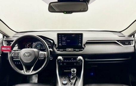 Toyota RAV4, 2021 год, 4 098 000 рублей, 17 фотография