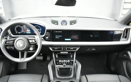 Porsche Cayenne III, 2026 год, 18 490 000 рублей, 10 фотография