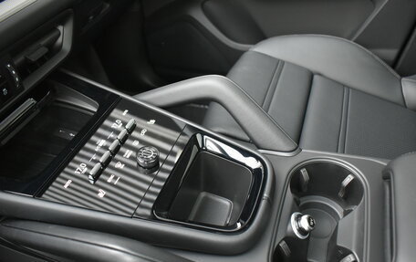 Porsche Cayenne III, 2026 год, 18 490 000 рублей, 21 фотография