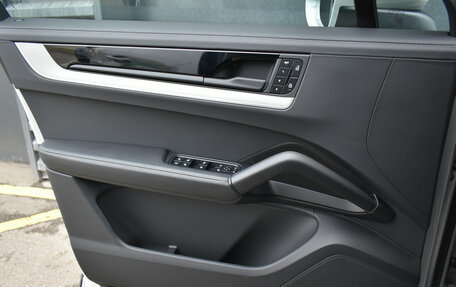 Porsche Cayenne III, 2026 год, 18 490 000 рублей, 38 фотография