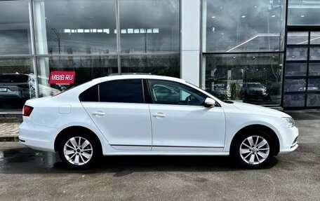 Volkswagen Jetta VI, 2016 год, 1 370 000 рублей, 6 фотография