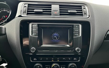 Volkswagen Jetta VI, 2016 год, 1 370 000 рублей, 15 фотография