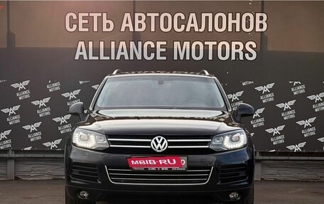 Volkswagen Touareg III, 2013 год, 1 985 000 рублей, 2 фотография