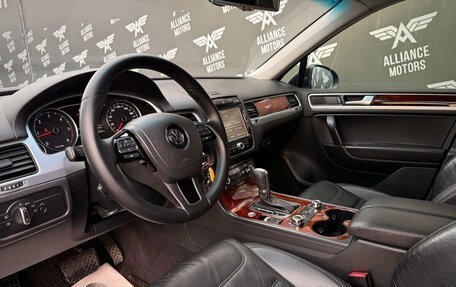 Volkswagen Touareg III, 2013 год, 1 985 000 рублей, 9 фотография