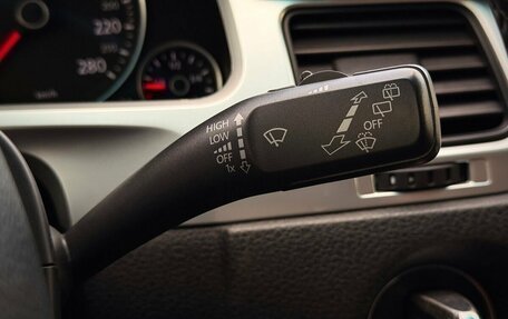 Volkswagen Touareg III, 2013 год, 1 985 000 рублей, 19 фотография