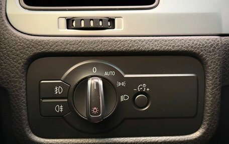 Volkswagen Touareg III, 2013 год, 1 985 000 рублей, 20 фотография