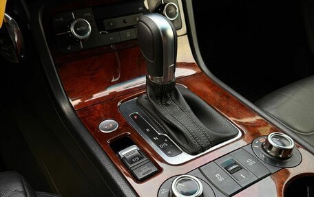 Volkswagen Touareg III, 2013 год, 1 985 000 рублей, 24 фотография