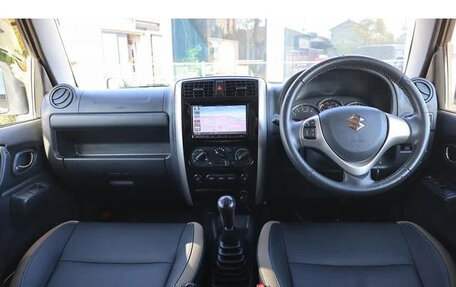 Suzuki Jimny, 2017 год, 900 999 рублей, 8 фотография