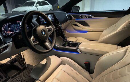 BMW 8 серия, 2021 год, 8 650 000 рублей, 13 фотография