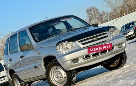 Chevrolet Niva I рестайлинг, 2003 год, 269 999 рублей, 2 фотография