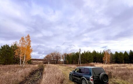 Mitsubishi Pajero III рестайлинг, 2001 год, 735 000 рублей, 4 фотография