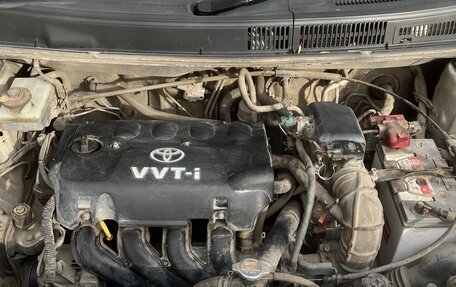 Toyota Raum II, 2009 год, 830 000 рублей, 11 фотография