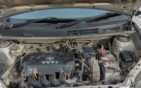 Toyota Raum II, 2009 год, 830 000 рублей, 12 фотография