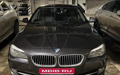 BMW 5 серия, 2011 год, 2 200 000 рублей, 19 фотография