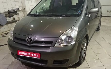 Toyota Corolla Verso I, 2007 год, 670 000 рублей, 4 фотография