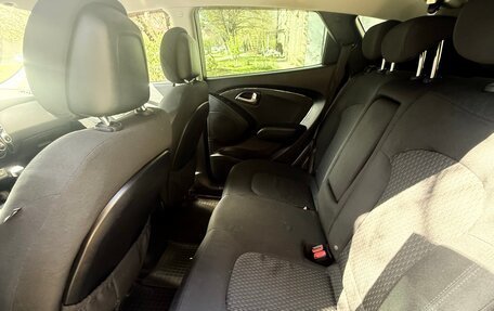 Hyundai ix35 I рестайлинг, 2010 год, 1 070 000 рублей, 8 фотография