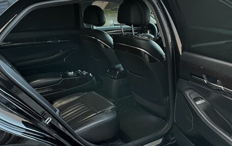 Genesis G90 I рестайлинг, 2016 год, 2 450 000 рублей, 13 фотография